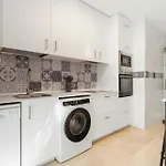 Encantador Piso Andaluz En Benalmadena